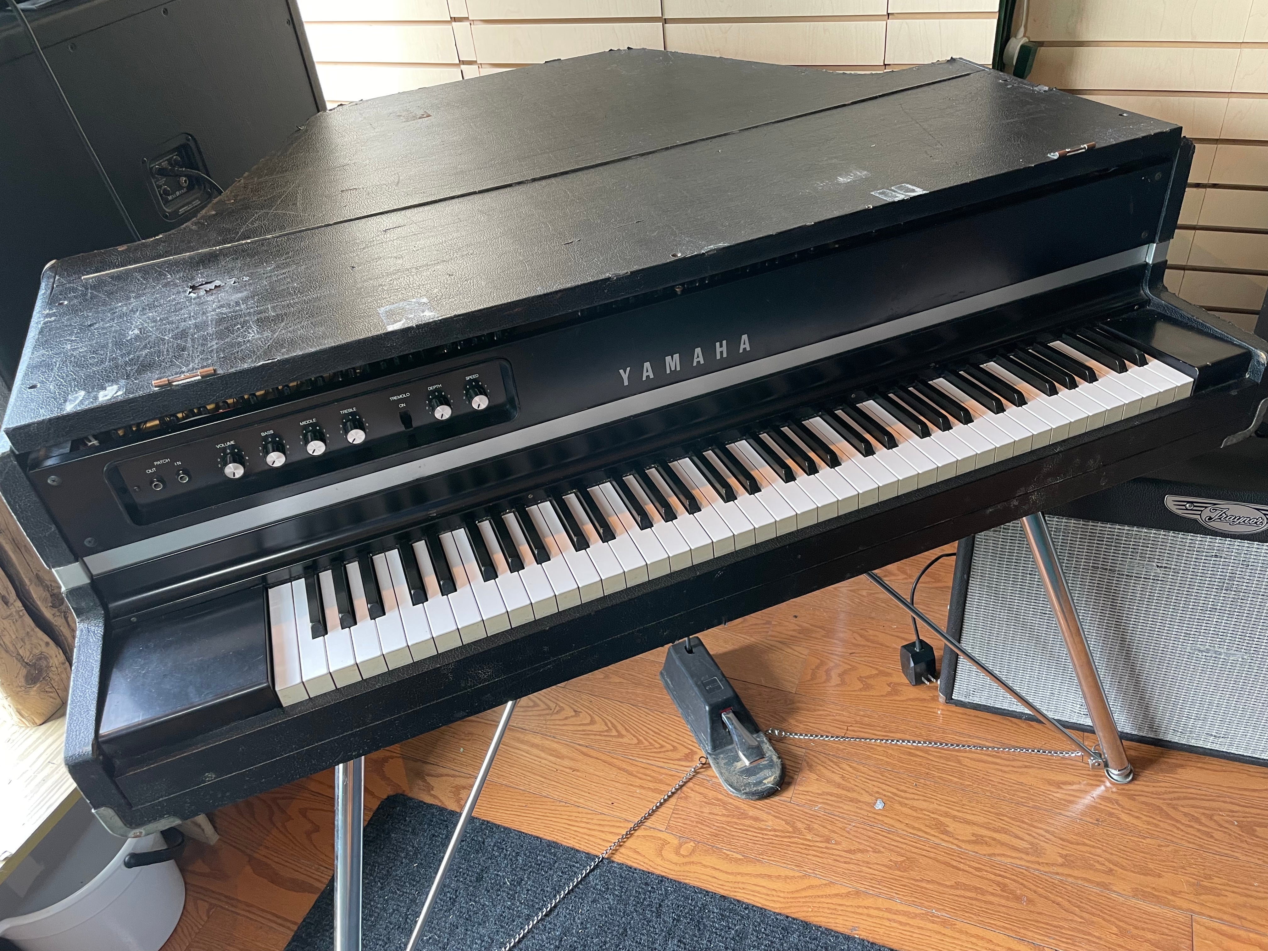 Yamaha CP70B Electric Piano Used Toronto, ON | Cask Music