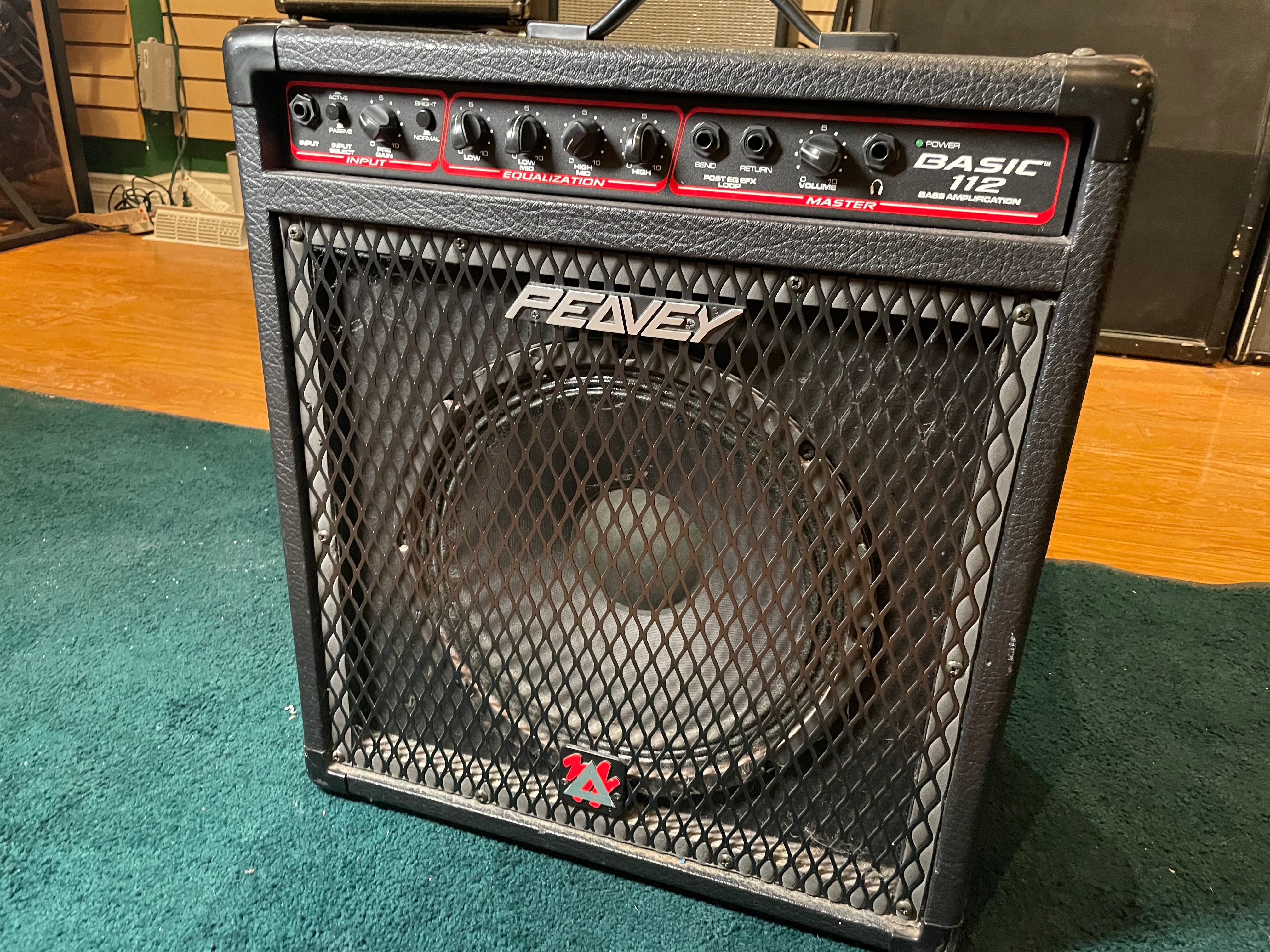 Peavey BASIC 112 ベース　アンプ　ピーヴィー Peavey Basic 112 Bass Combo Used Toronto, ON | Cask Music