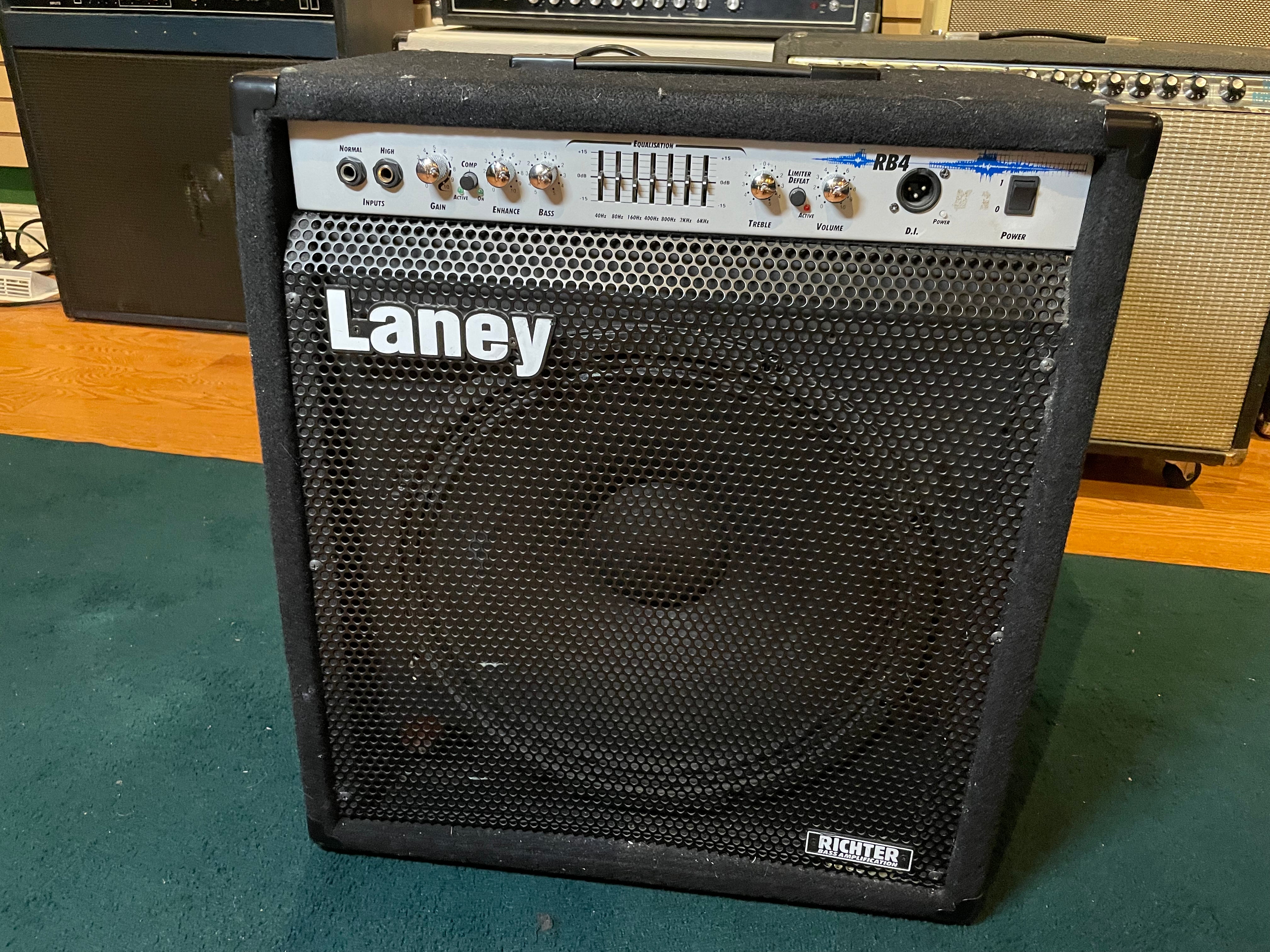 【希少品】　Laney RB9 Richter Bass 送料込み Laney RB9 Richter Bass + Laney RB410 - YouTube