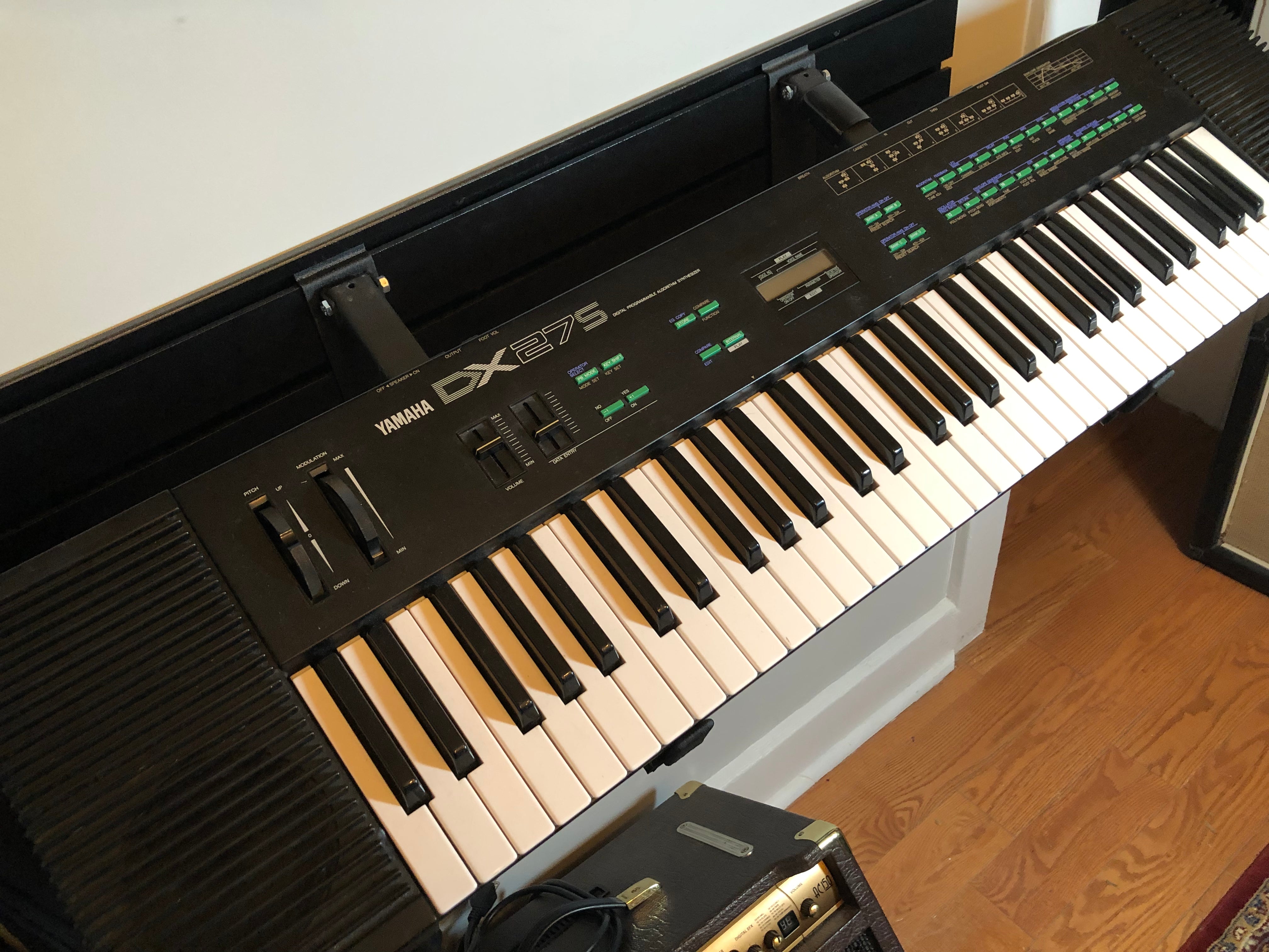 Yamaha DX27S FM Synth Keyboard Toronto, ON | Cask Music