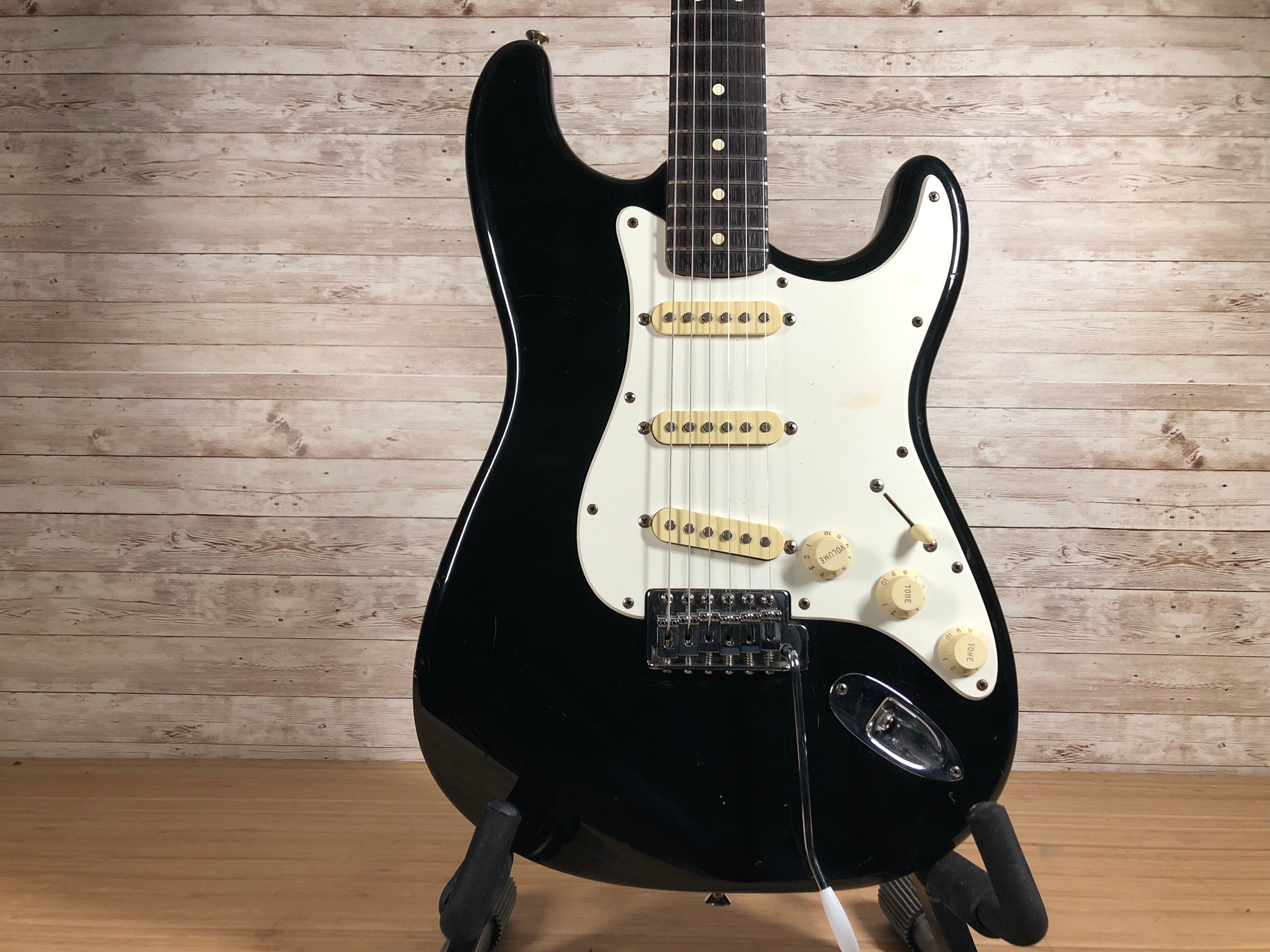 Fender 1994 'Squier Series' Stratocaster Toronto, ON | Cask Music