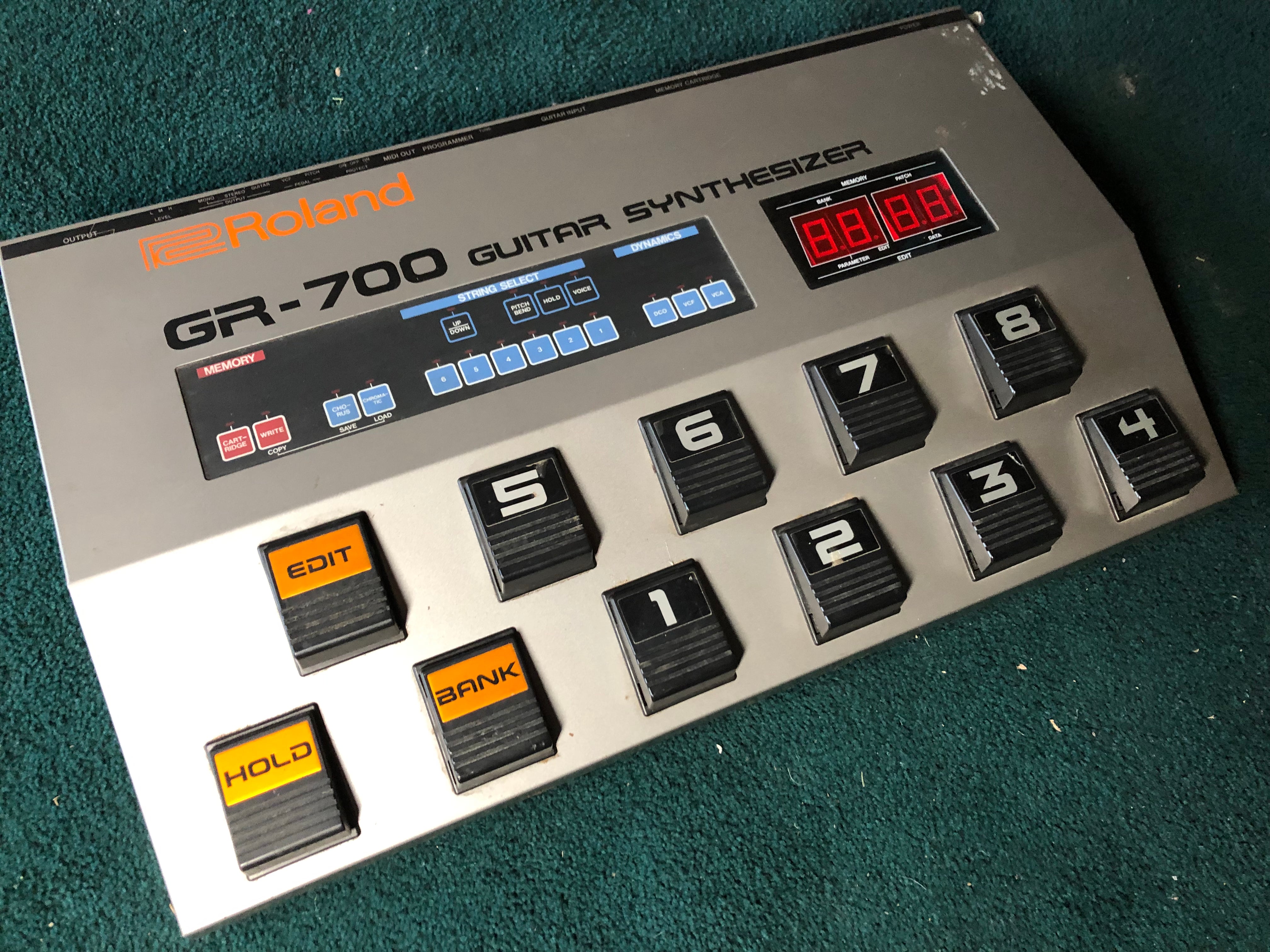 Roland GR-700 Guitar Synthesizer Used Toronto, ON | Cask Music