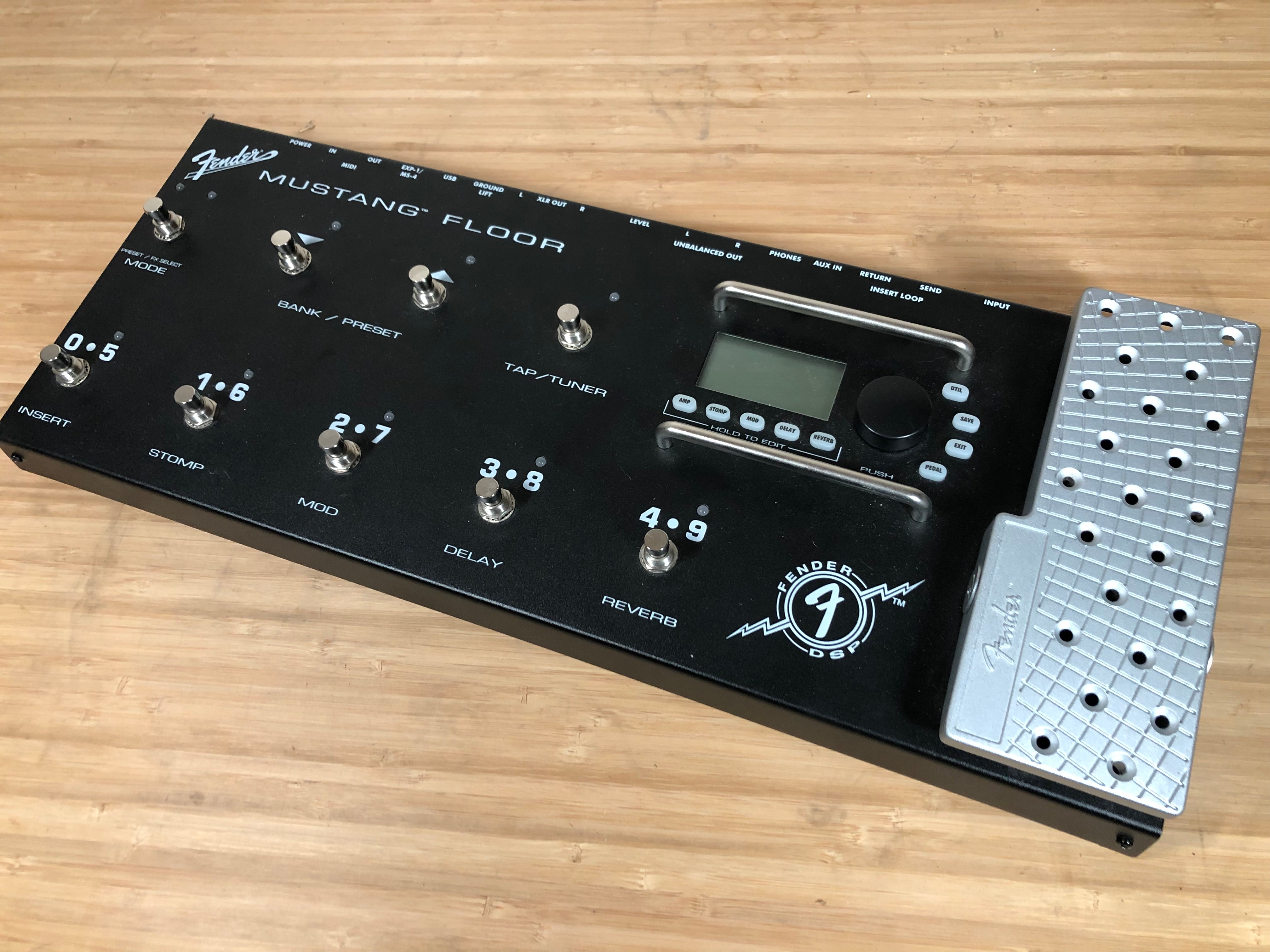 Fender Mustang Floor Effects Processor Used Toronto, ON | Cask Music