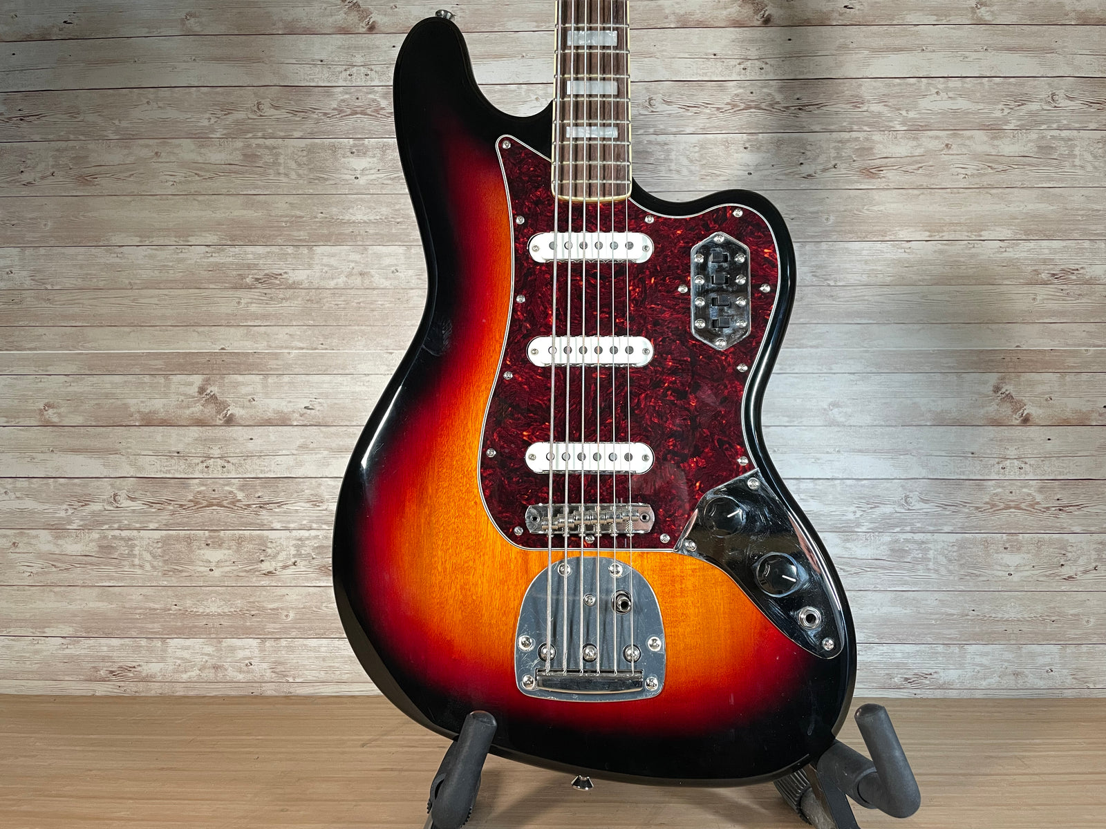 Squier Classic Vibe Bass VI Used Toronto, ON | Cask Music