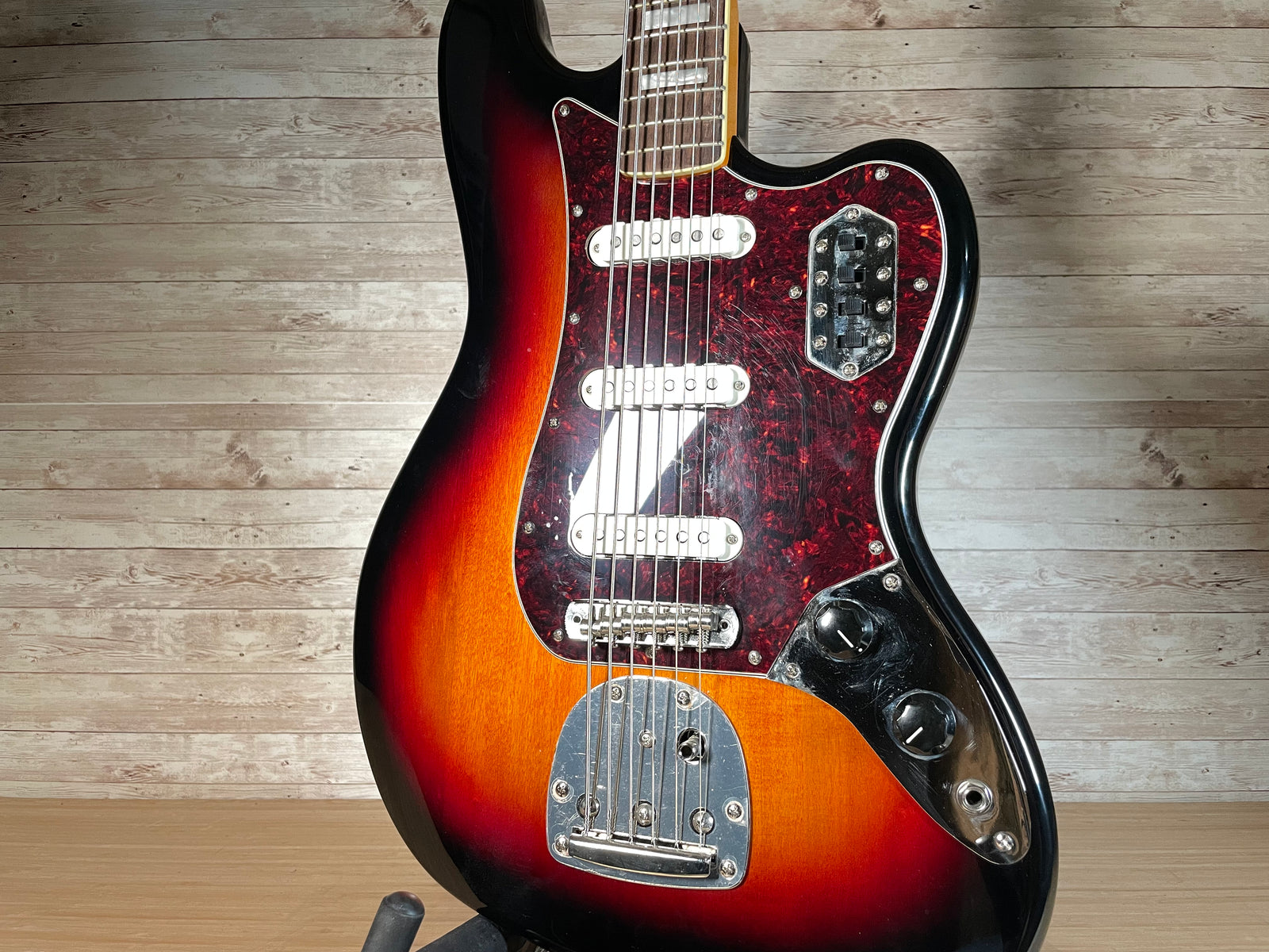 Squier Classic Vibe Bass VI Used Toronto, ON | Cask Music