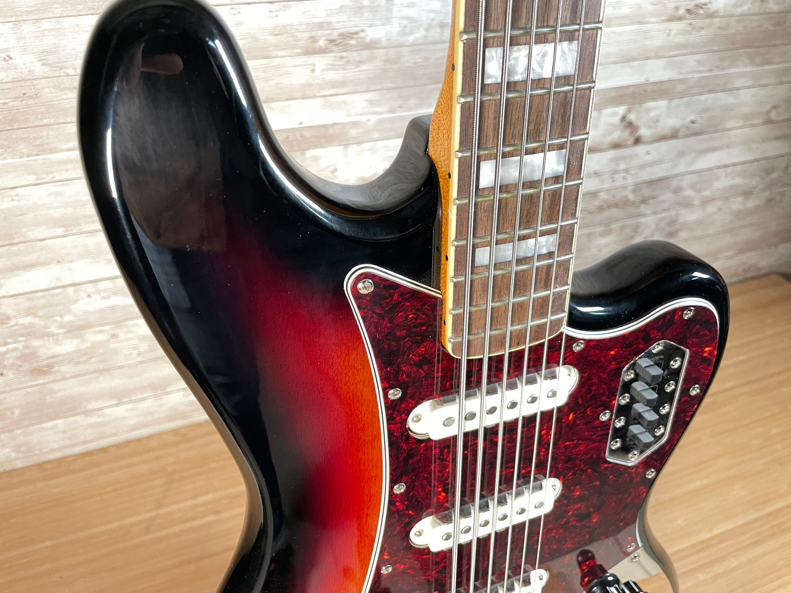 Squier Classic Vibe Bass VI Used Toronto, ON | Cask Music