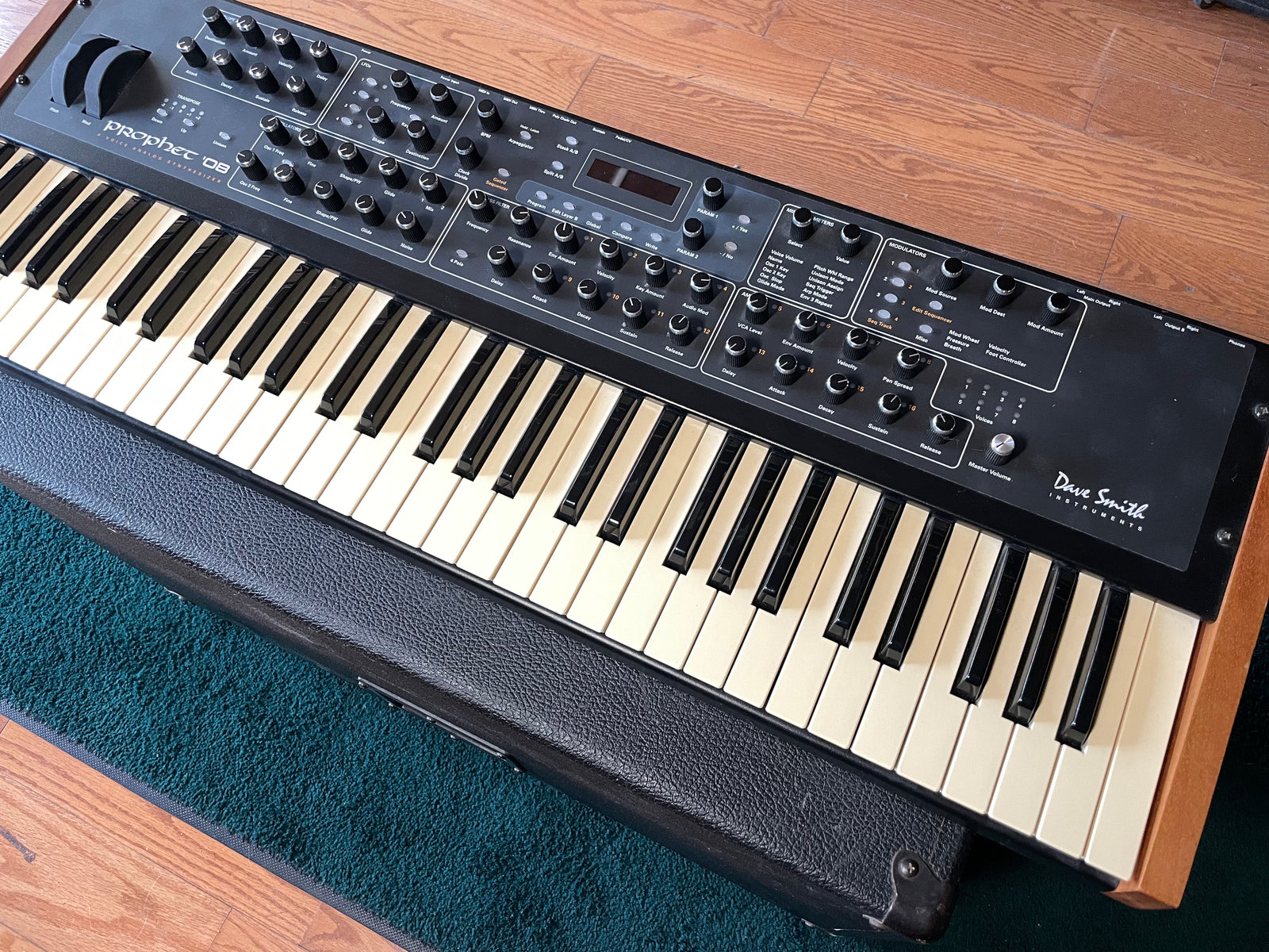 Dave Smith Prophet 08 Used Toronto, ON | Cask Music