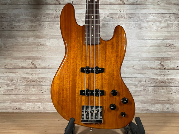 Fender Okoume Active Jazz Bass Used