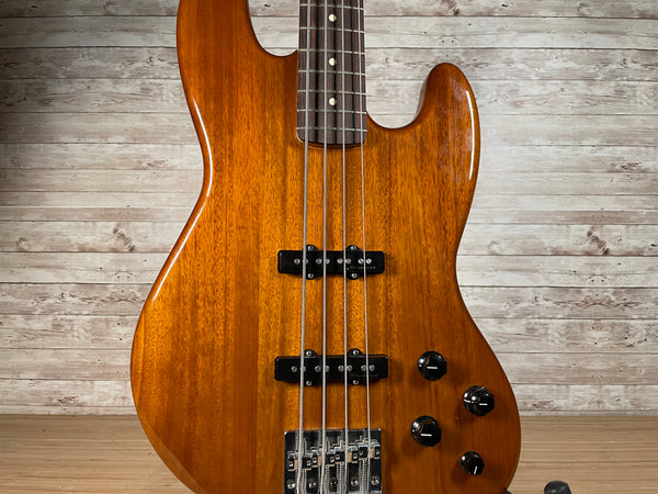 Fender Okoume Active Jazz Bass Used