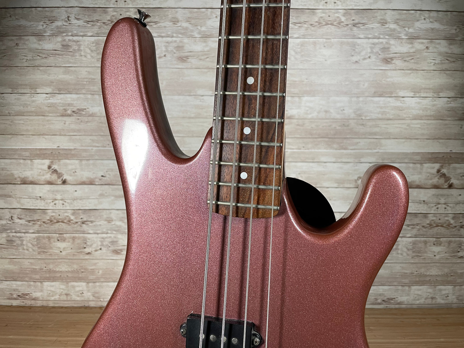 WASHBURN ベースギター　XB-100 WASHBURN ベースギター XB-100 Washburn XB-100 Bantam Series