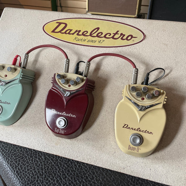 【元箱付き】Danelectro FAB TONE Danelectro 90s Retail 3x Pedal Display Used Toronto, ON