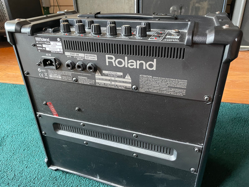 Roland Cube 40GX Used