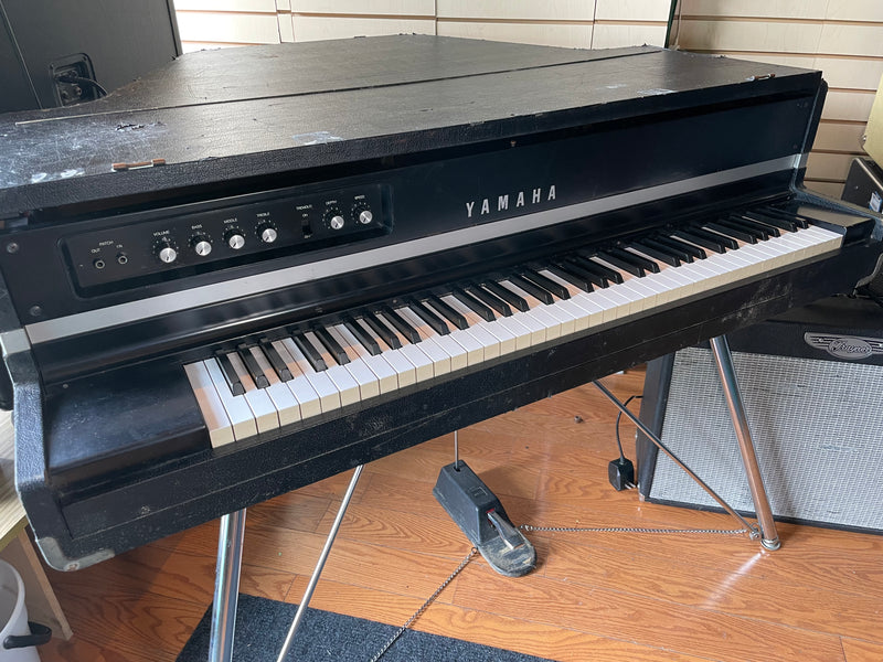 Yamaha CP70B Electric Piano Used
