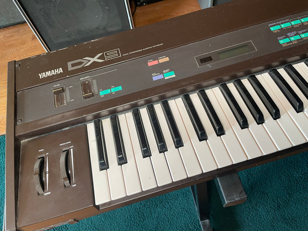 Yamaha DX9 FM Synth Used