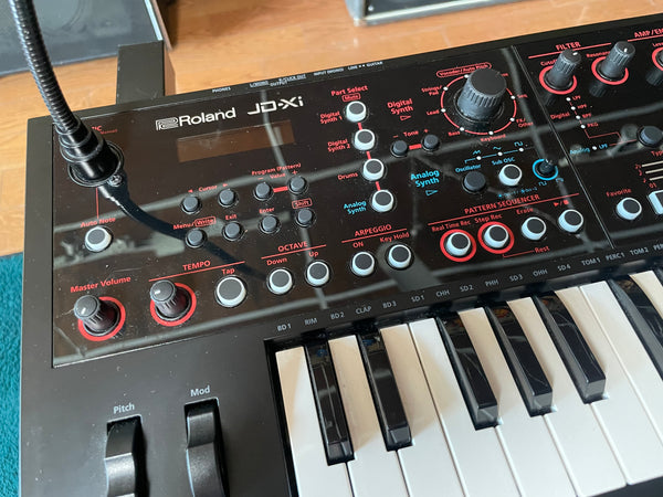 Roland JD-XI Analog/Digital Crossover Synth Used