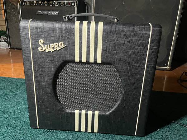 Supro Delta King 10 Tube Combo Used