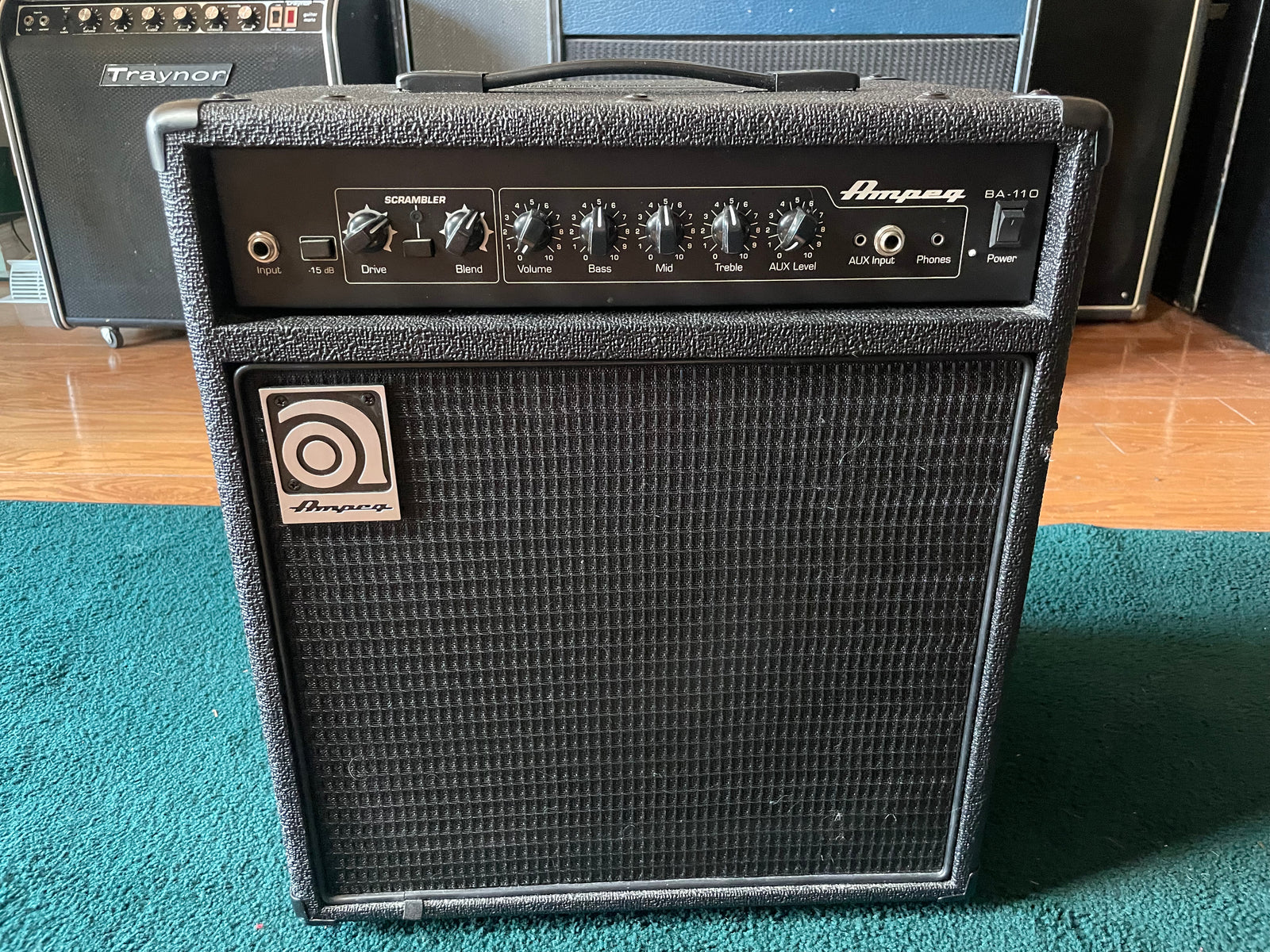 【ベースアンプ】Ampeg BA-110 Ampeg BA-110 Bass Combo Used Toronto, ON | Cask Music