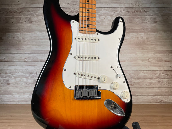 Fender USA Standard Stratocaster 1990 Sunburst Used