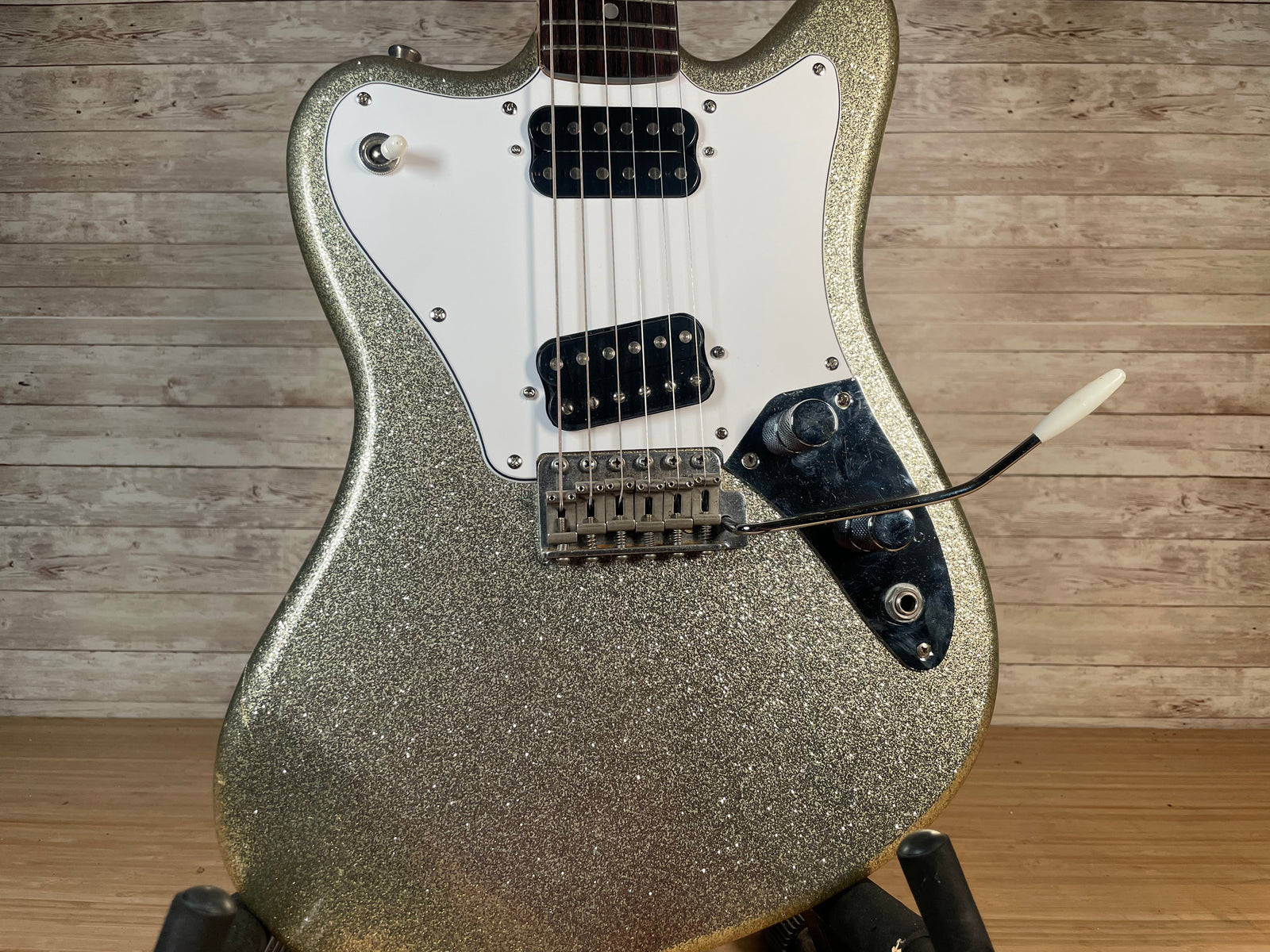 Squier Super Sonic Vista Series 1996-1997 Used Toronto, ON