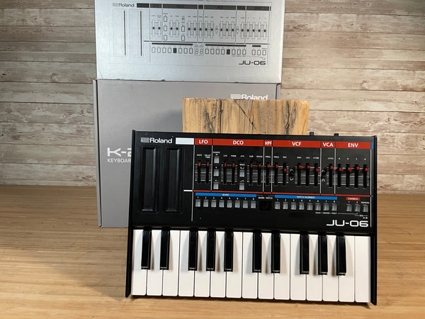 超ポイント祭?期間限定】 Roland BoutiqueJU-06gen.1+K-25Mkeyboard