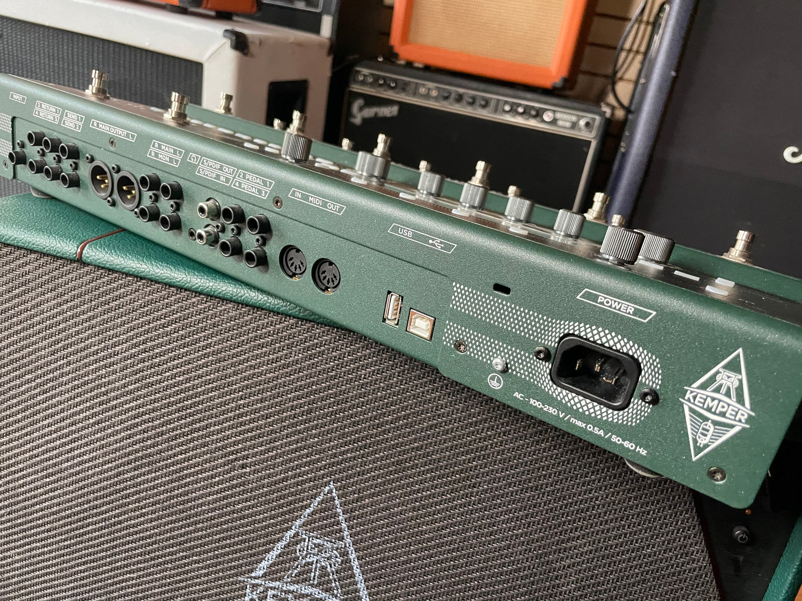 Kemper Profiler Stage Modelling Floorboard + Kemper Power