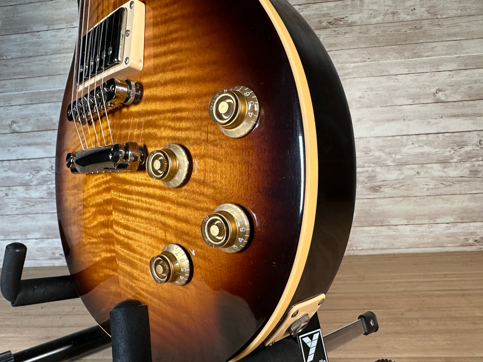 Gibson Les Paul Standard 2007 Tobacco Burst Used Toronto