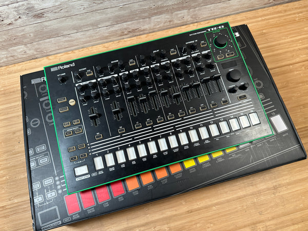 Roland TR-8 Rhythm Performer Used