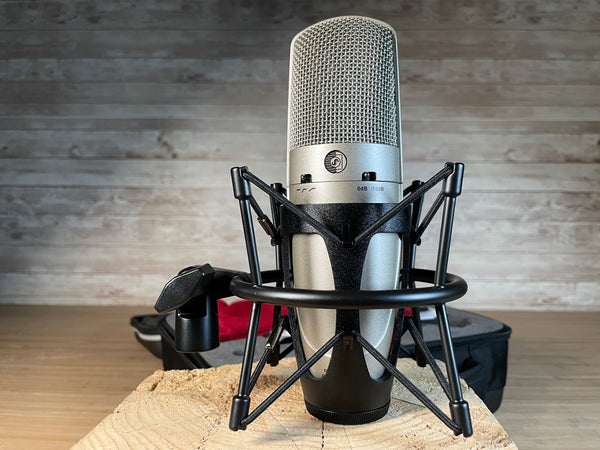 Shure KSM32 Cardioid Condensor Microphone Used