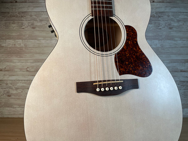 Art & Lutherie Legacy QIT Acoustic/Electric Used