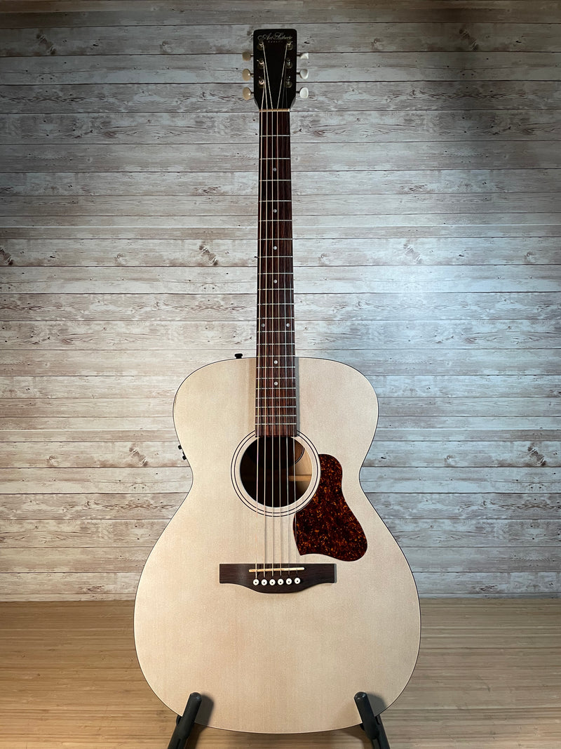 Art & Lutherie Legacy QIT Acoustic/Electric Used