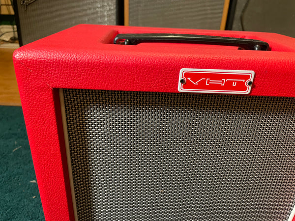 VHT Redline 1x10in Speaker Cabinet Used
