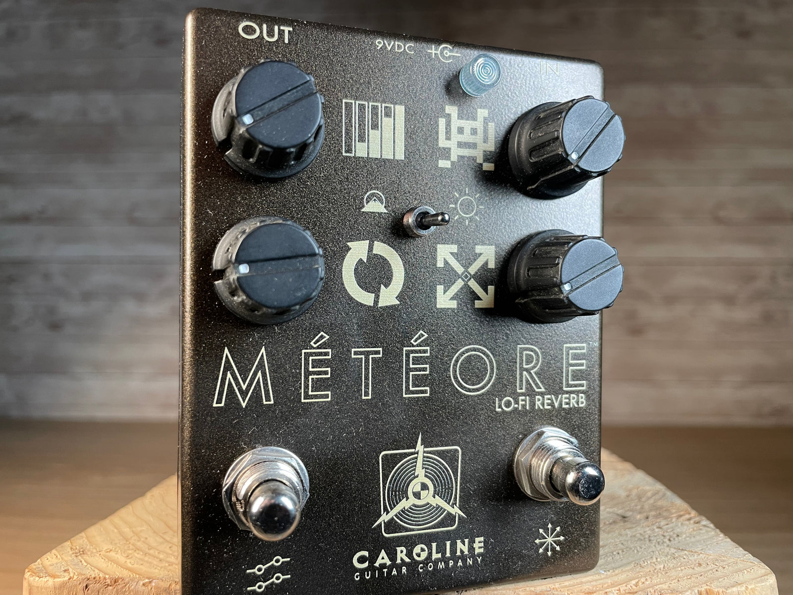 【一時値下げ】CAROLINE MÉTÉORE Lo-Fi Reverb Caroline Guitar Company Météore Lo-Fi Reverb – United States