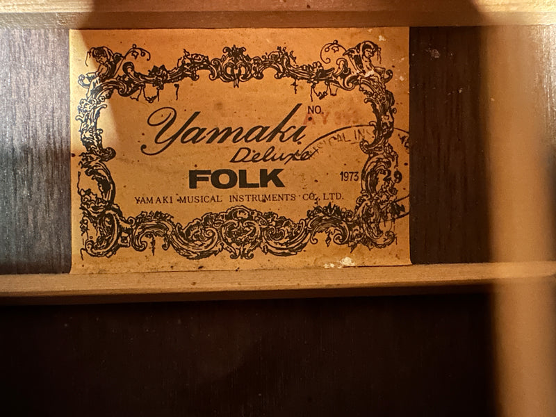 Yamaki AY333S Deluxe Folk Dreadnaught Used