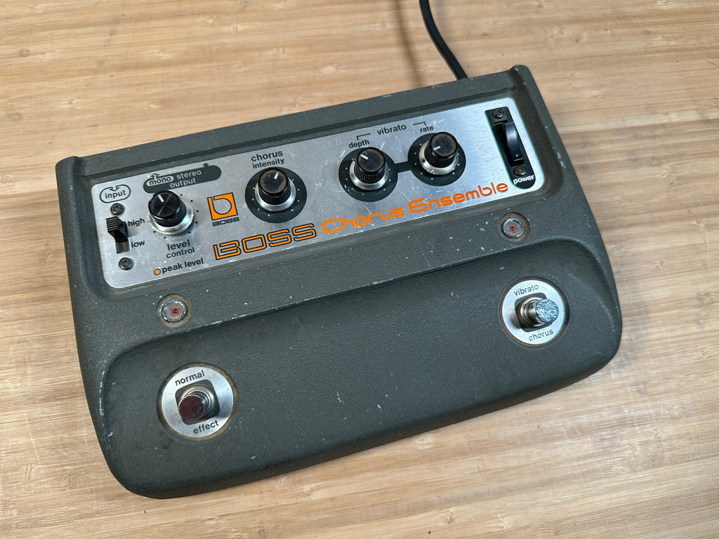 Boss CE-1 Chorus Ensemble Made In Japan Vibrato Vintage Rare
