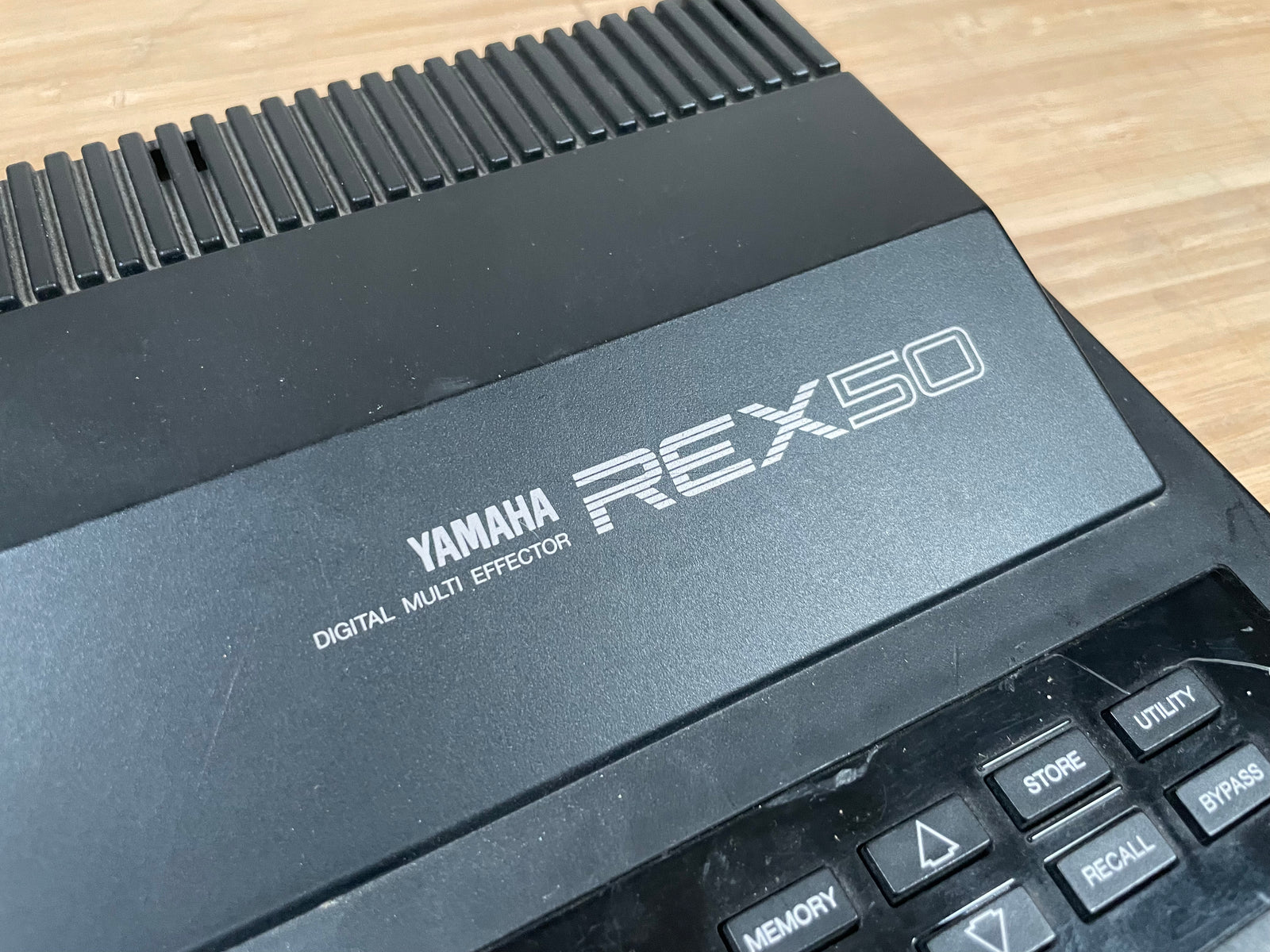 YAMAHA REX50 デジタルマルチエフェクター Yamaha REX50 (SOS Feb 88)