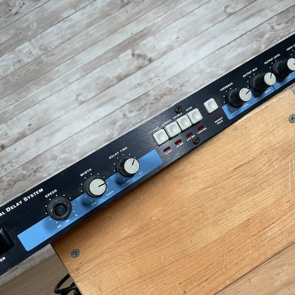 Digitech RDS-1900 Digital Delay Used Toronto, ON | Cask Music