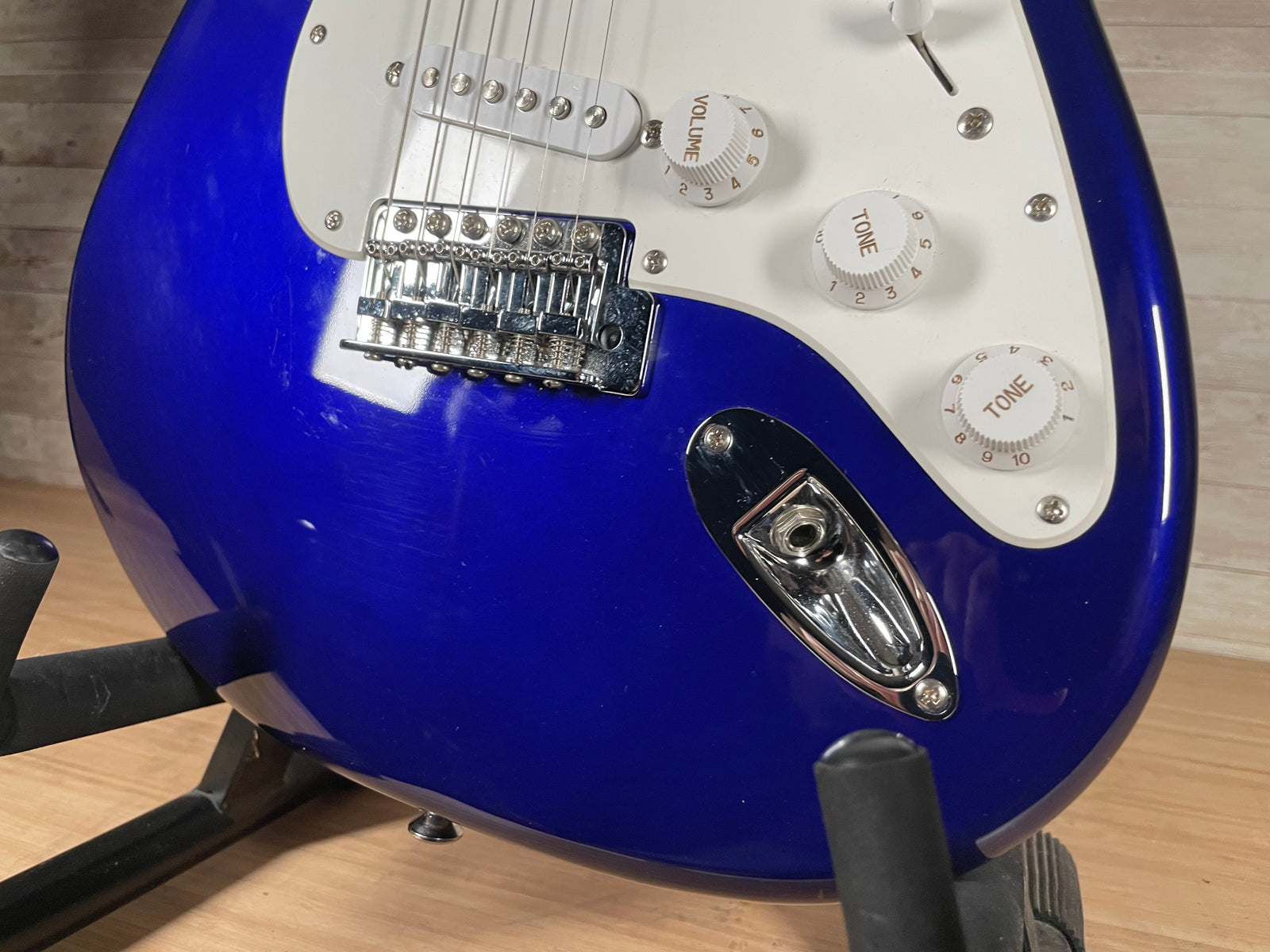 Squier Affinity Stratocaster Used Toronto, ON | Cask Music