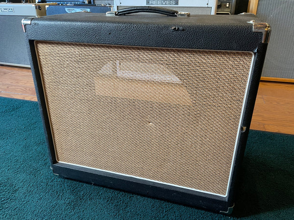 Empty 1x12 Cabinet Used