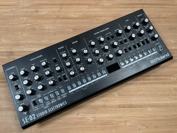 Roland SE-02 Boutique Series Analog Synthesizer Used