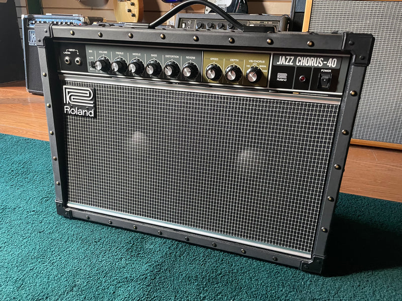 Roland Jazz Chorus 40 Combo Used