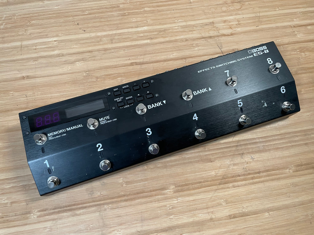 Boss ES-8 Effects Switching System Used Toronto, ON | Cask Music