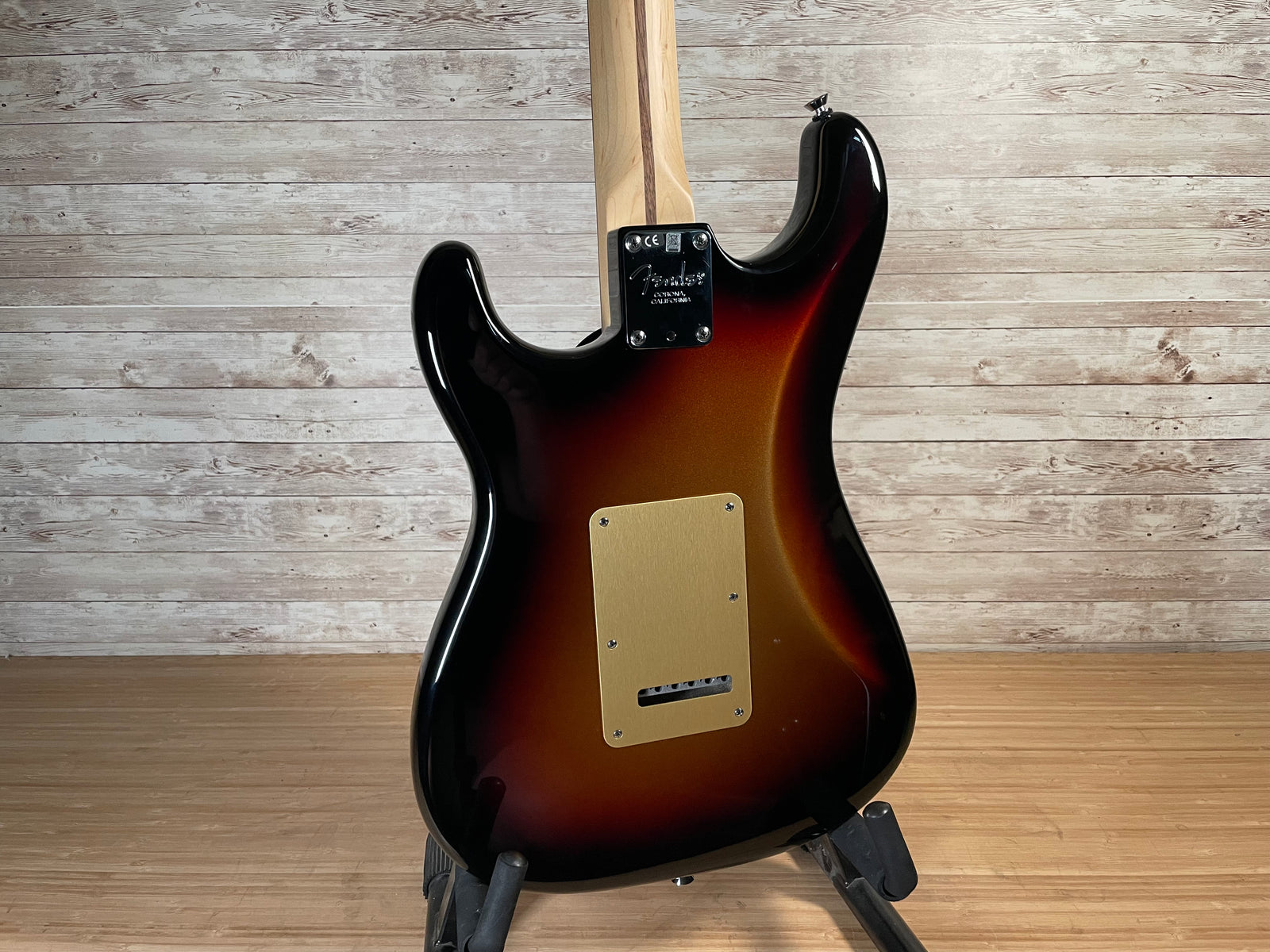 Fender FSR Standard Stratocaster 2012 Mystic Burst Toronto