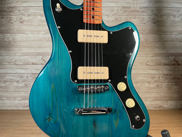 Caxton Guitar Custom Blue Offset