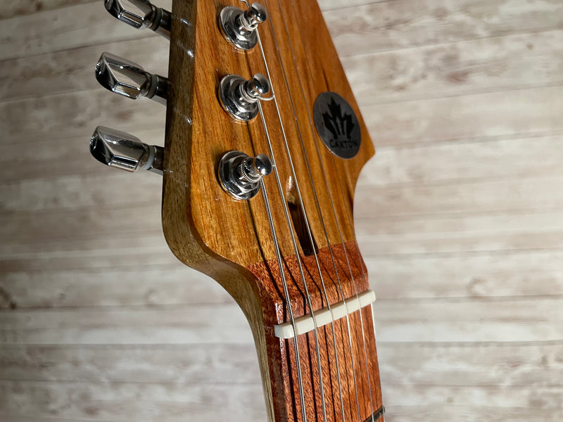 Caxton Guitar Custom Blue Offset
