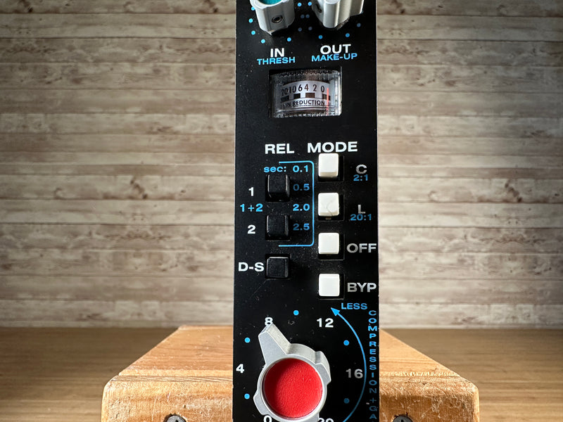 API 525 Discrete Compressor 500 Series Used Toronto, ON | Cask Music