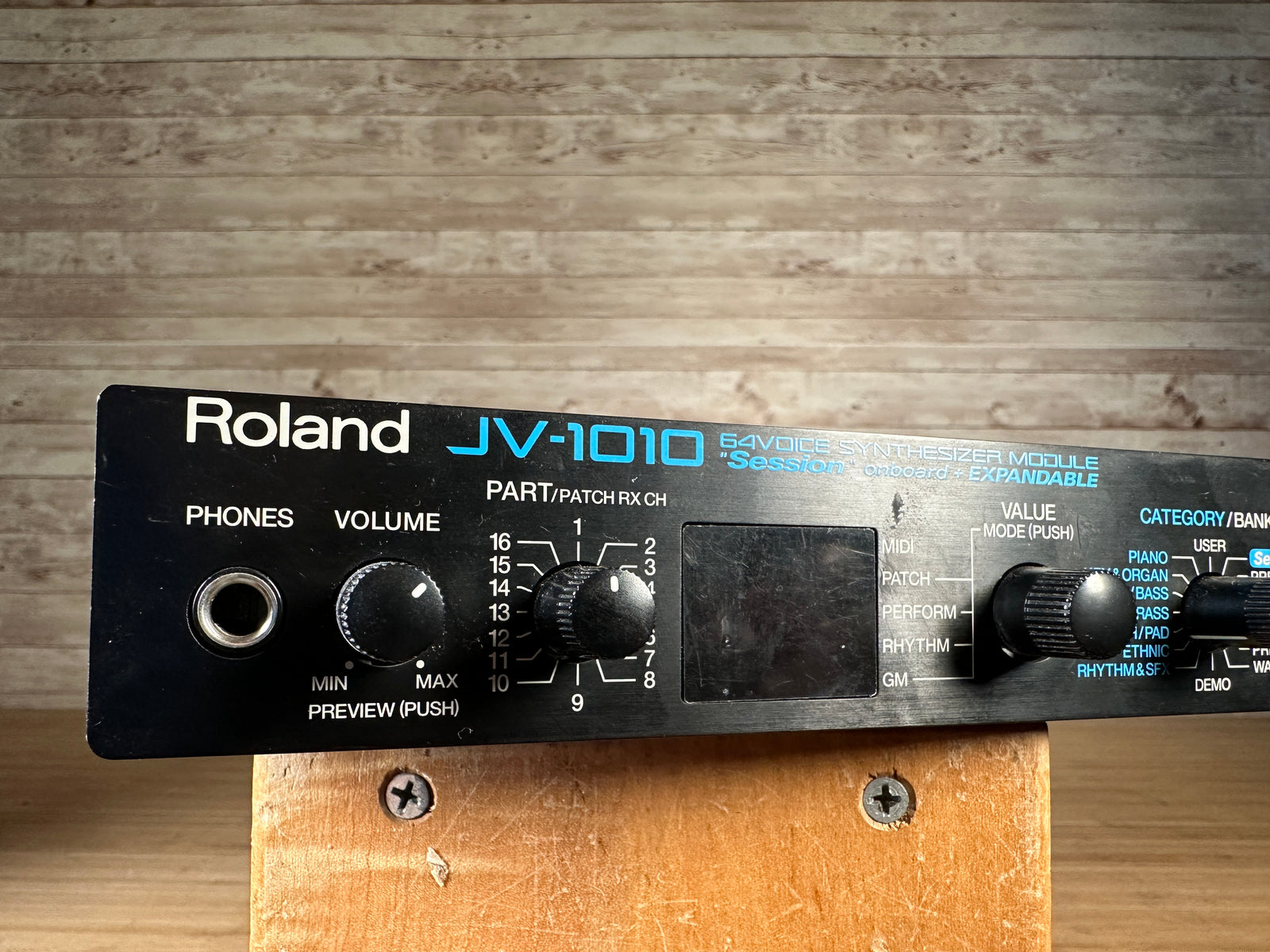 Roland JV-1010 Synth Module Used Toronto, ON | Cask Music