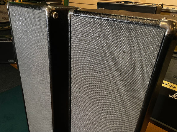 Traynor YSC-3 PA Column Pair Used