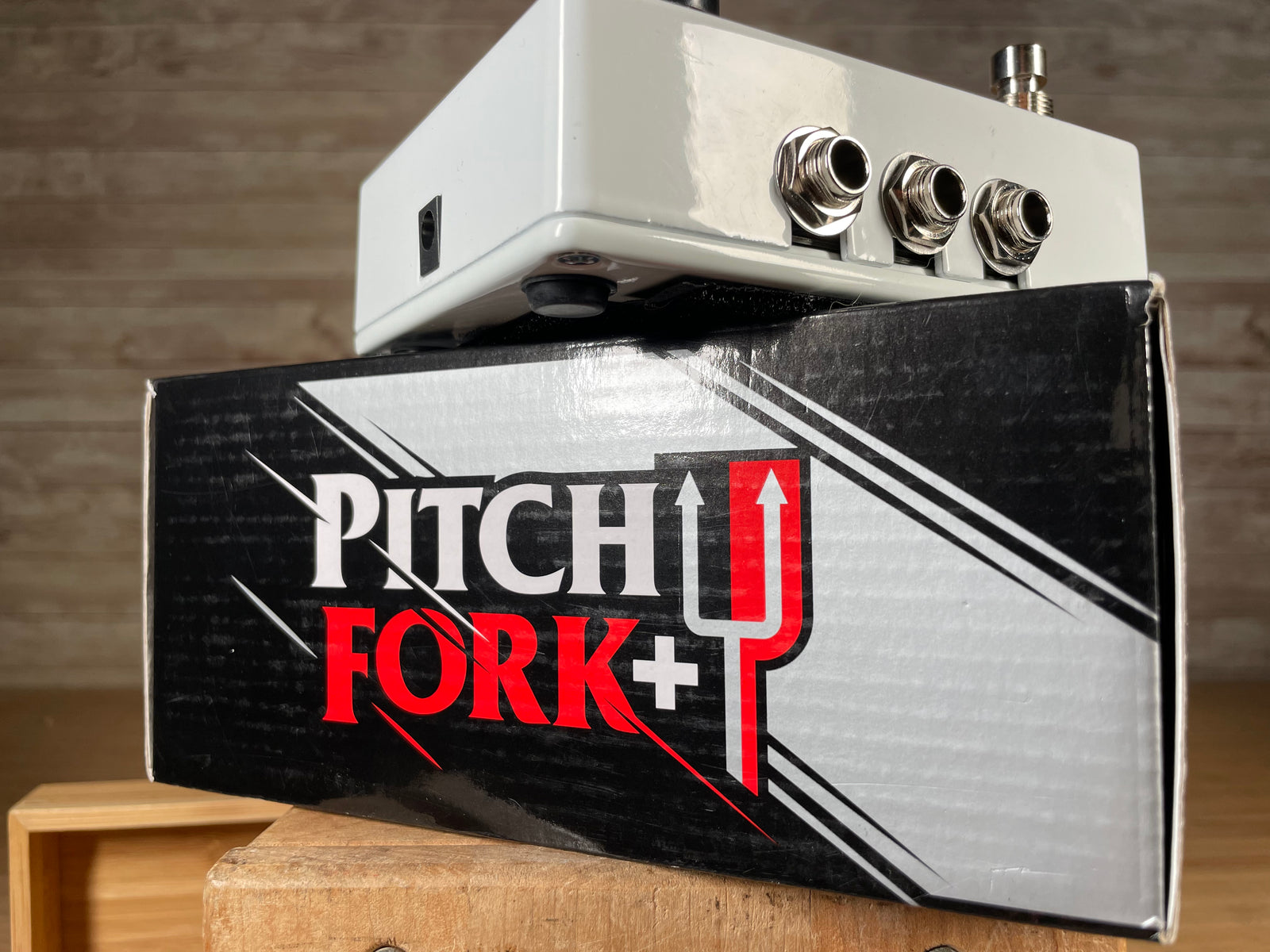 Electro-Harmonix Pitchfork+ Pitch Shifter Used Toronto, ON | Cask