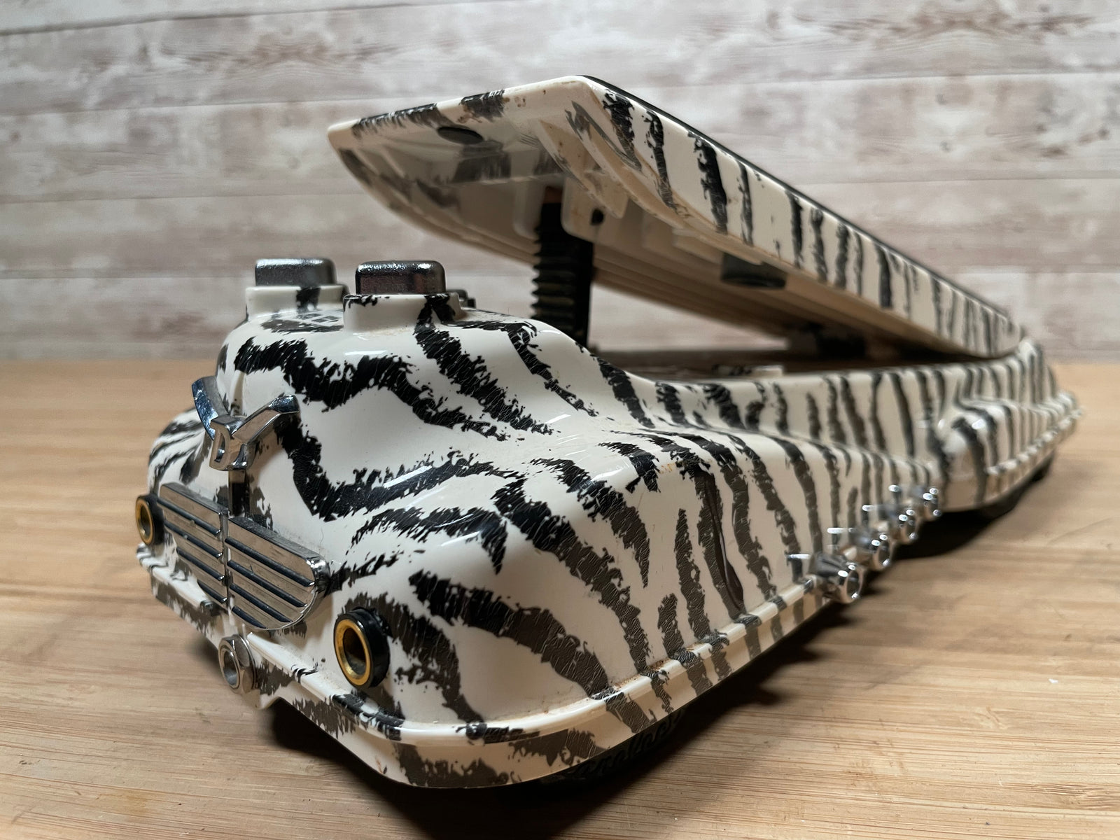 Danelectro Trip L Wah Used Toronto, ON | Cask Music