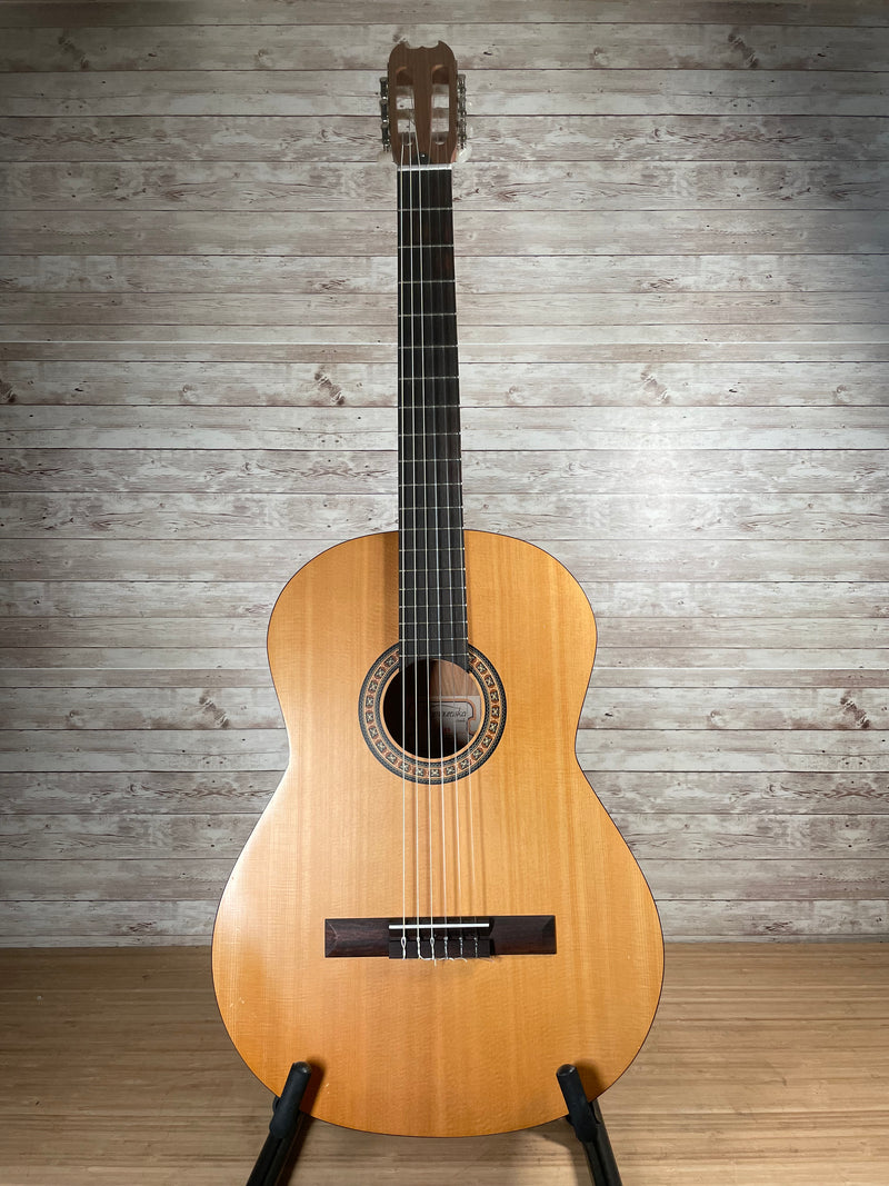 Kamouraska Etude Nylon-String Used